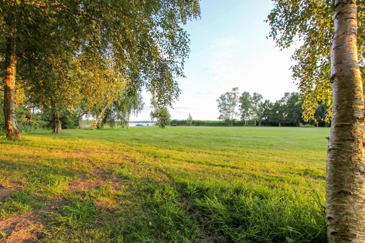 Schilfkante - Am Ufer Wieck Exterior foto